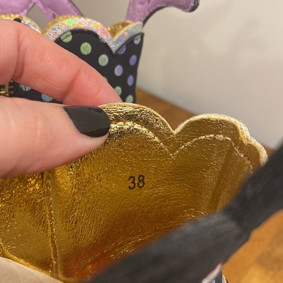 NIB Irregular Choice Pokémon Day and Night Espeon and Umbreon Boot Heel - Picture 5 of 5